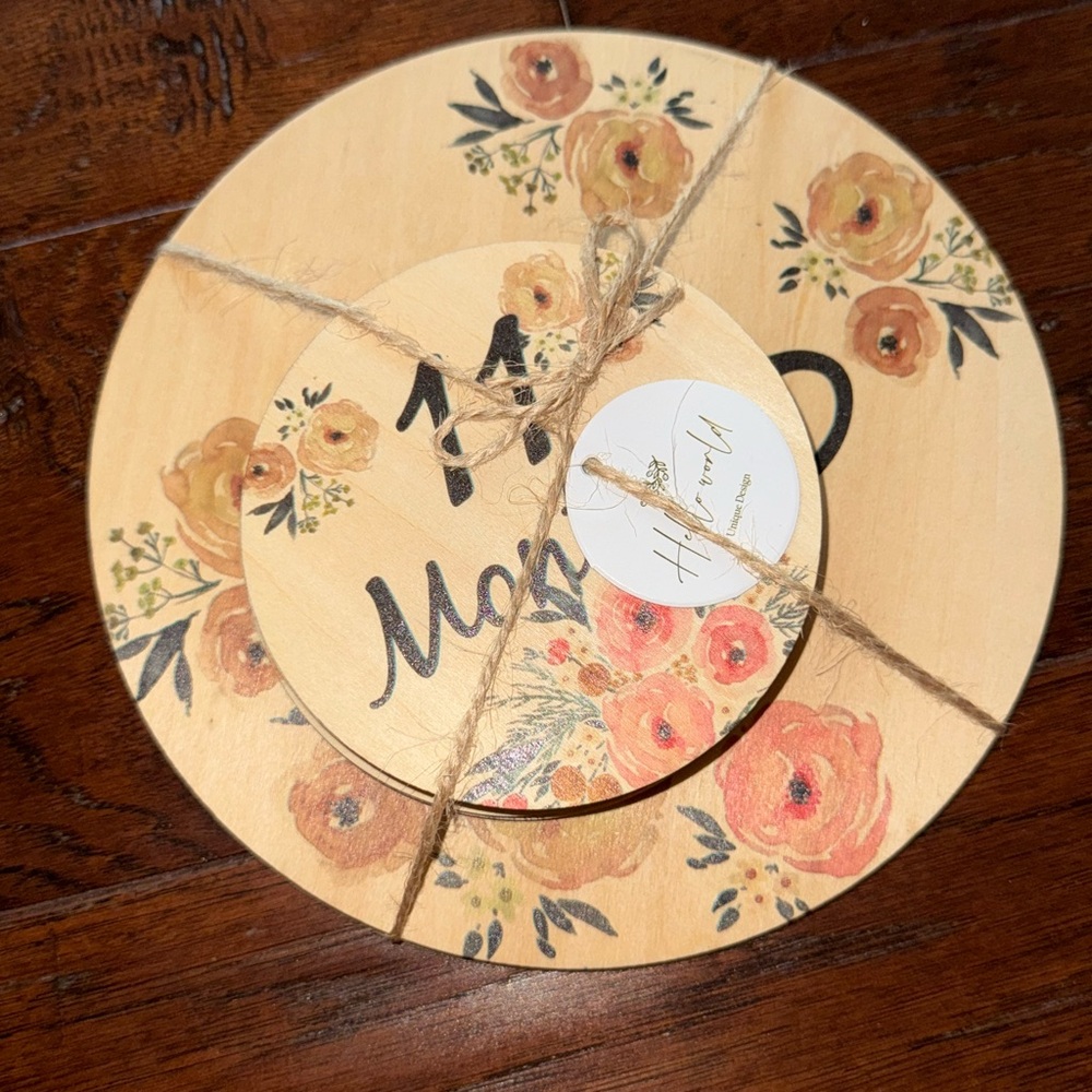 New Wood Baby Girl Floral Milestones Set